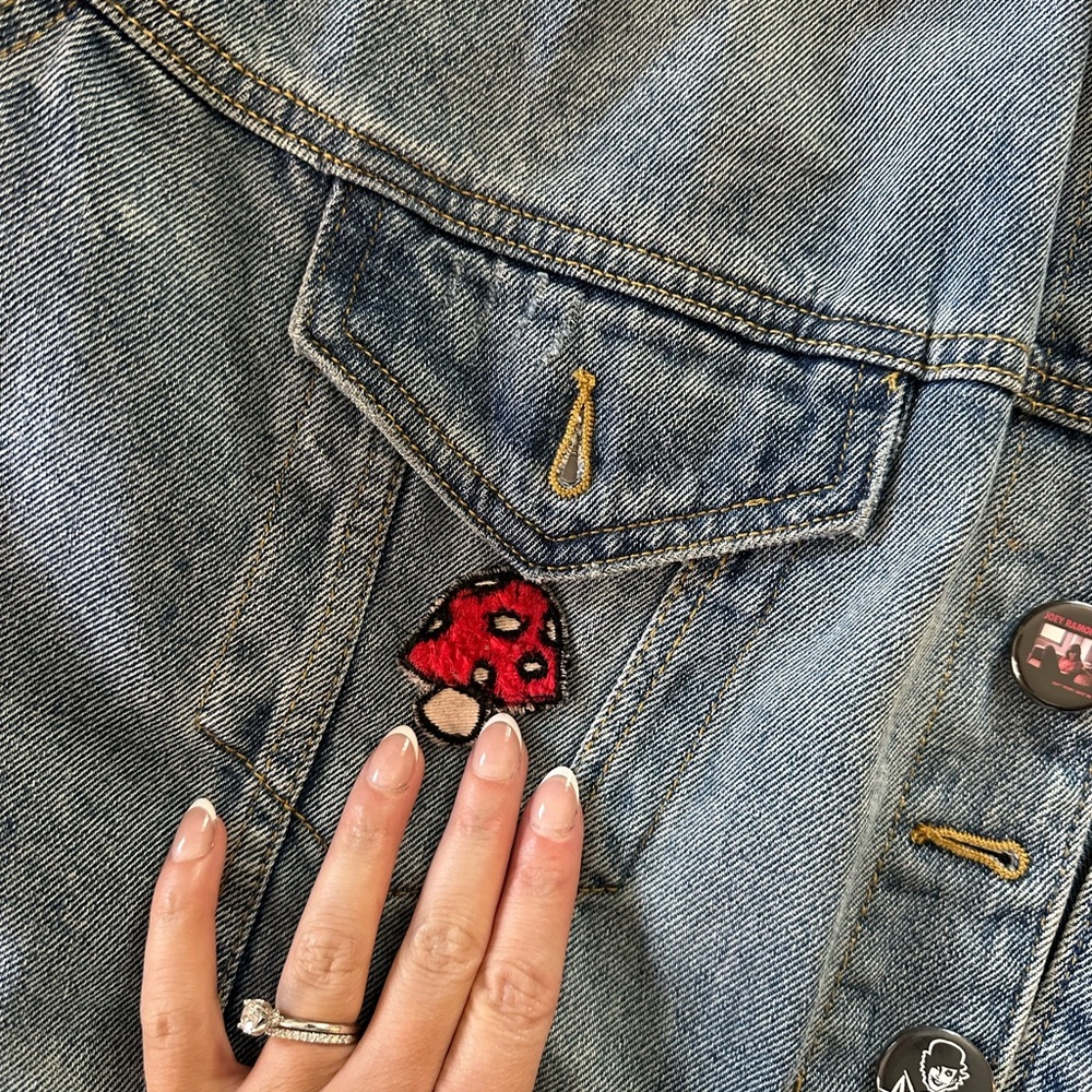 Jean jacket - Picture 4 of 13